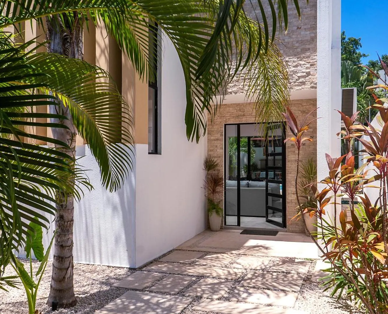 Wonderful Tropical Home 3Br, Garden, Private Pool. Tulum Villa